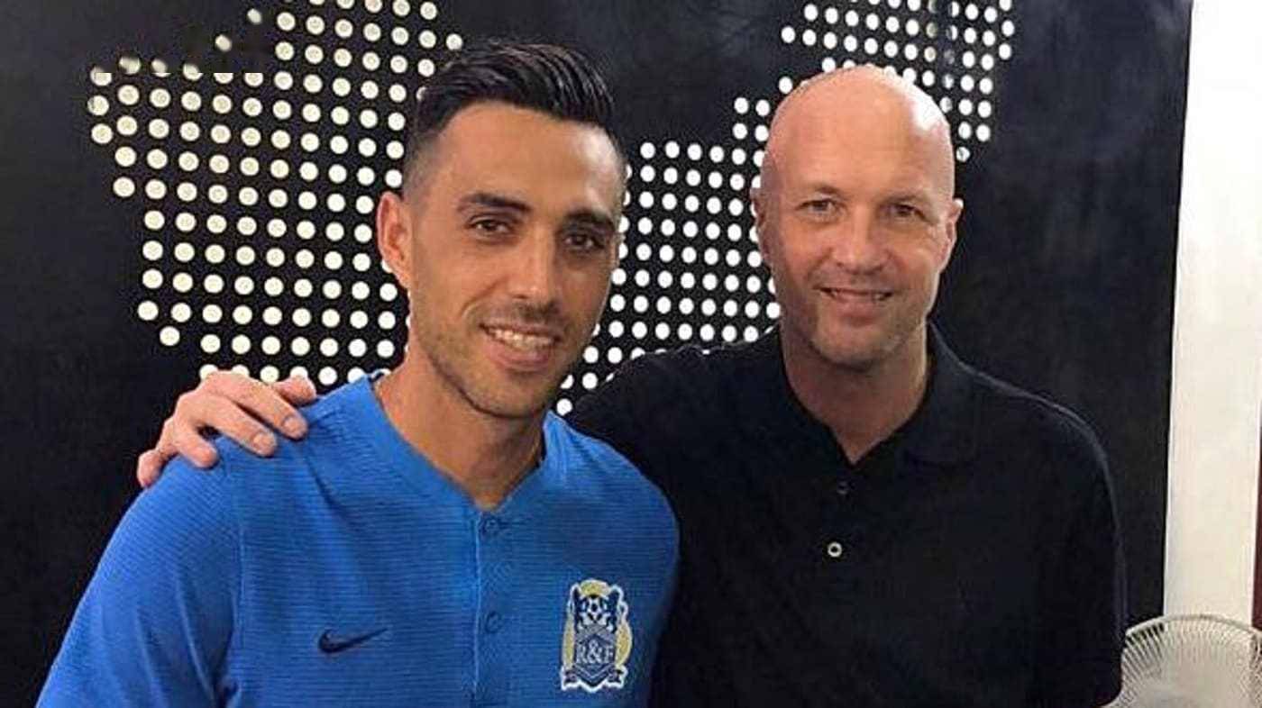 詹姆斯提到 詹姆斯提到