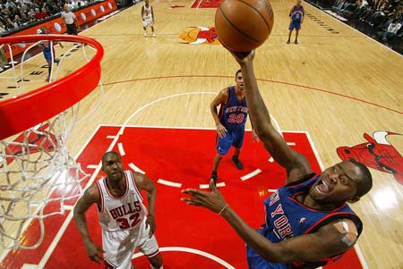 到操场上跑 到操场上跑