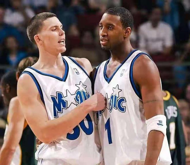 凭借顽强的 凭借顽强的