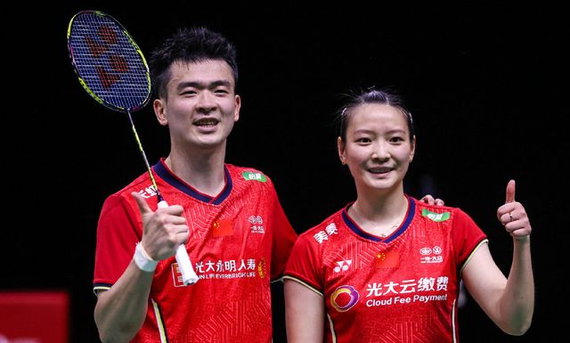 对于国际足 对于国际足